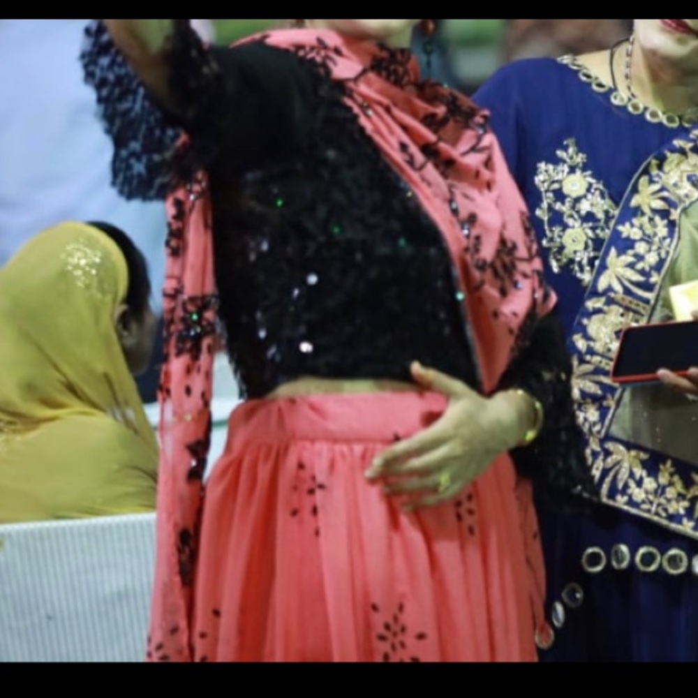 Shimmery georgette fabric lehenga with cut-dana work &crop top n V shaped stole - Picture 1 of 17